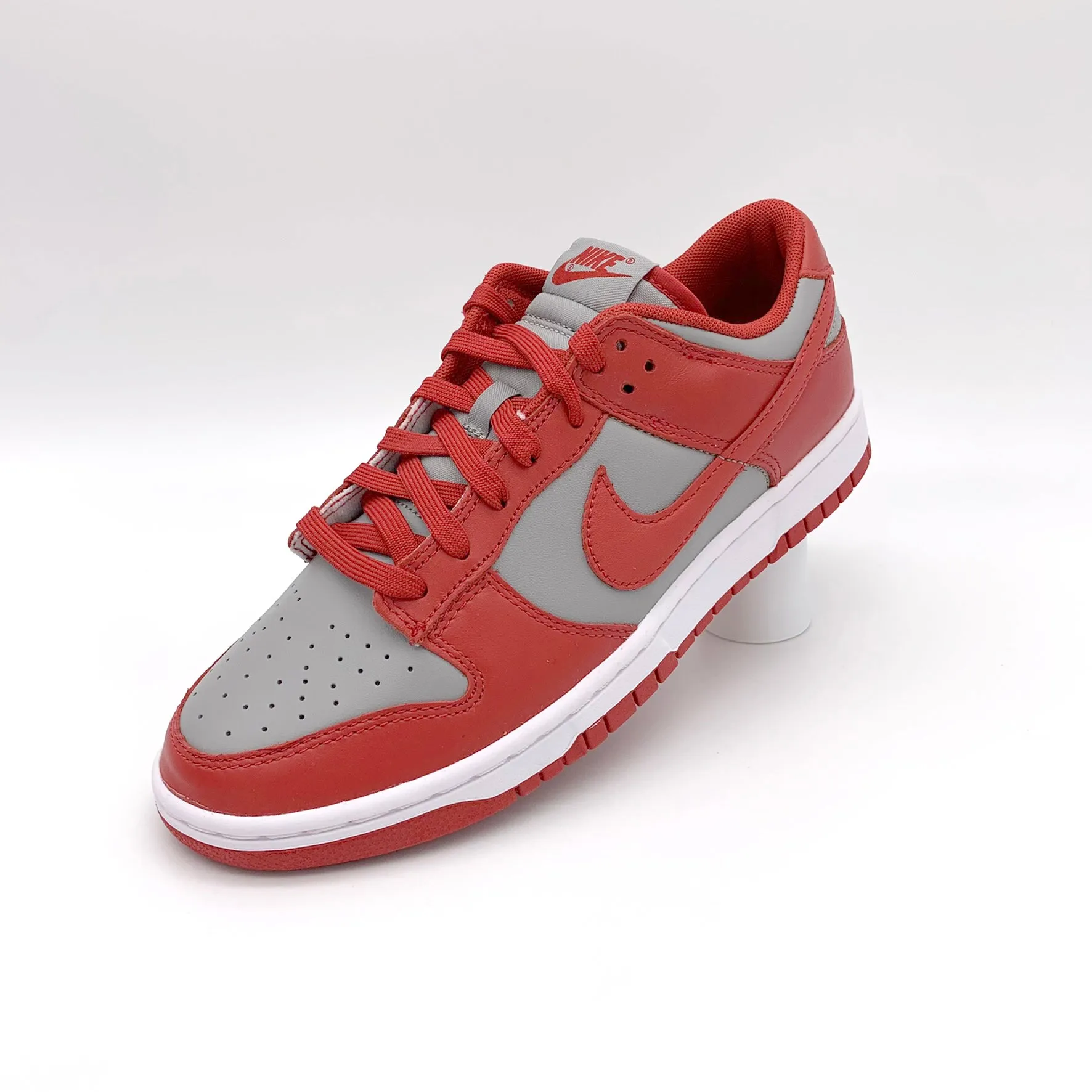 Dunk Low Retro Medium Grey Varsity Red UNLV