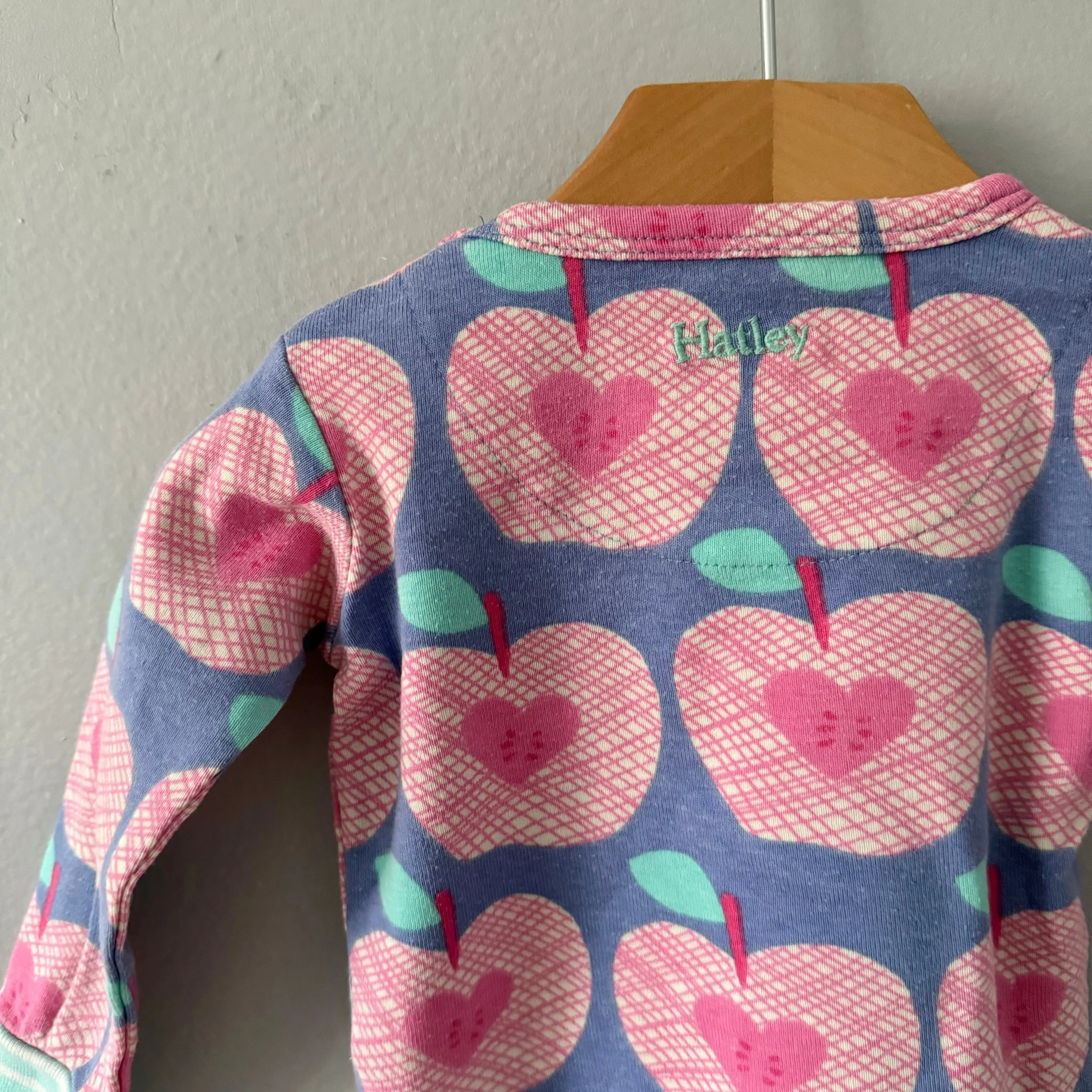 Hatley / Pink apple pattern long sleeve top / 12-18M