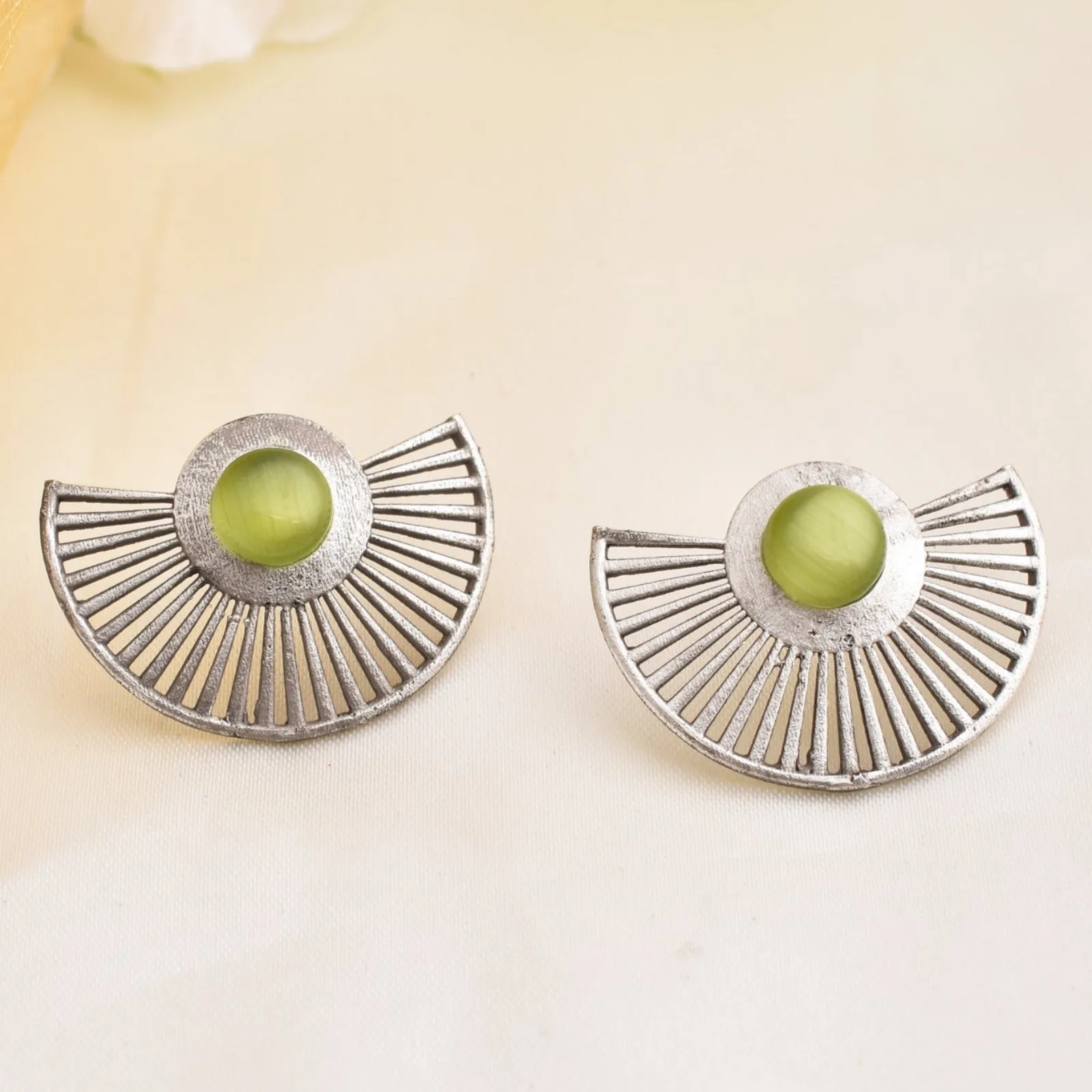 Jaanki Stud Earrings