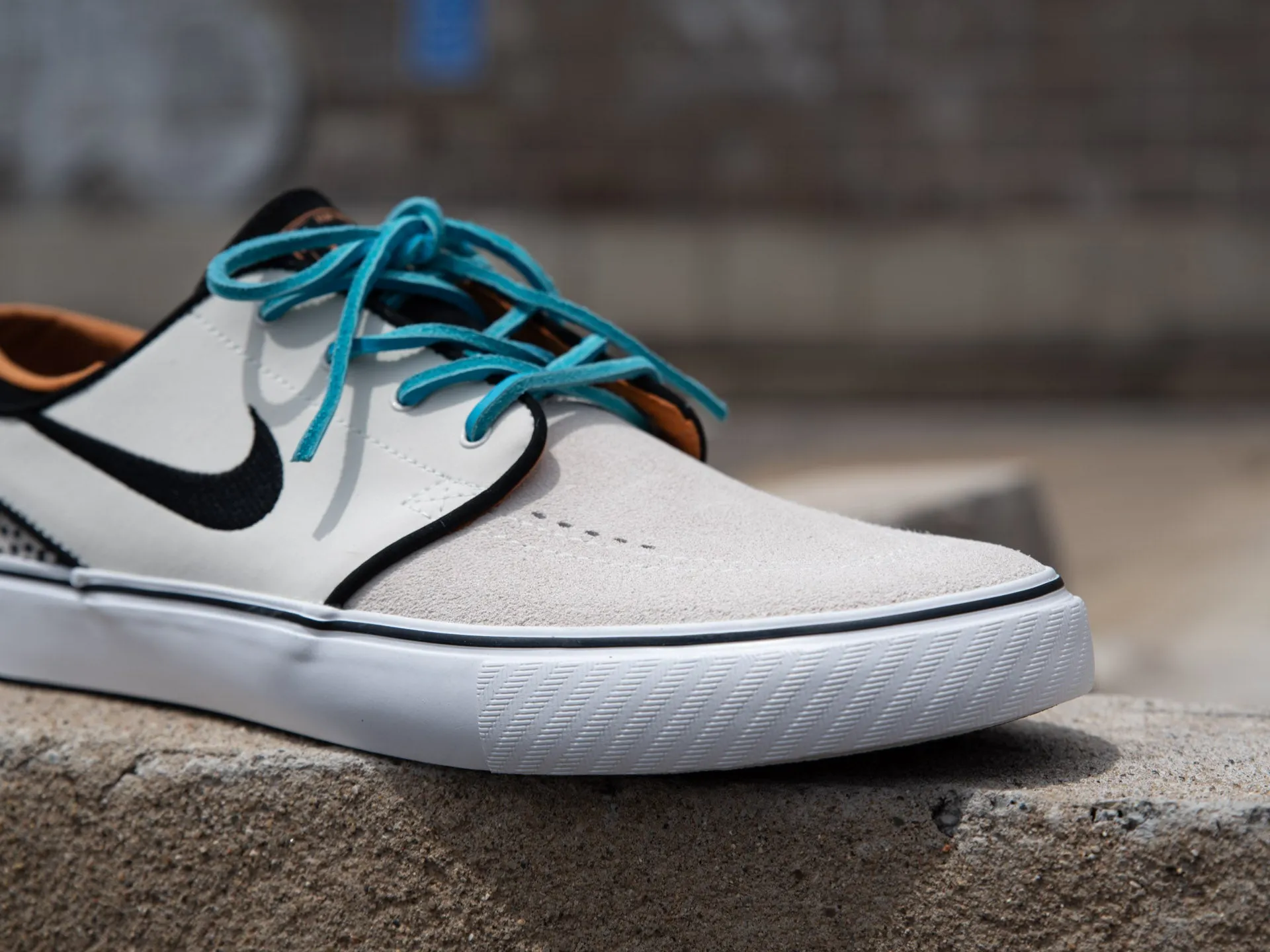 Nike SB Zoom Janoski OG  'Olympic Safari'