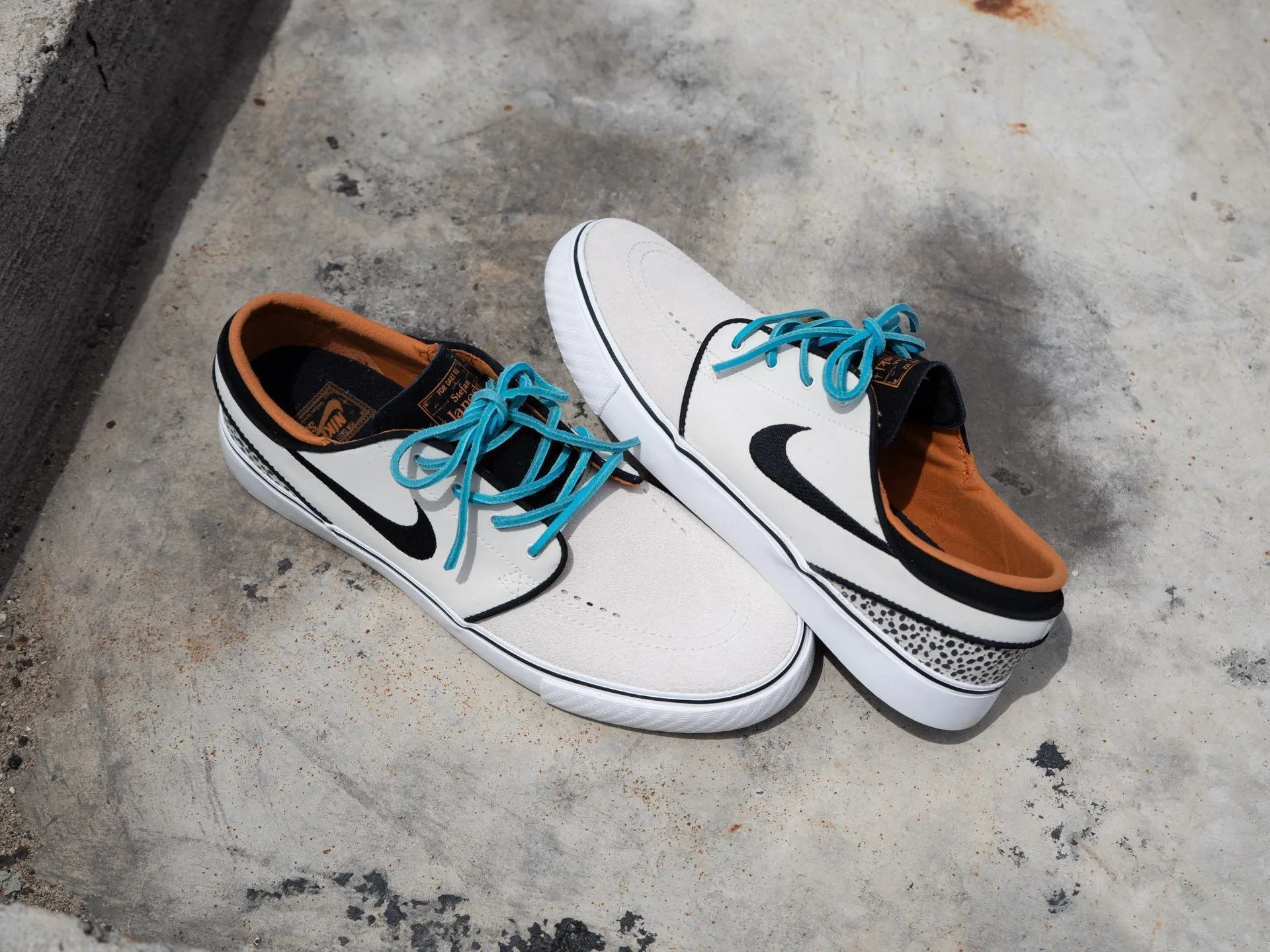 Nike SB Zoom Janoski OG  'Olympic Safari'